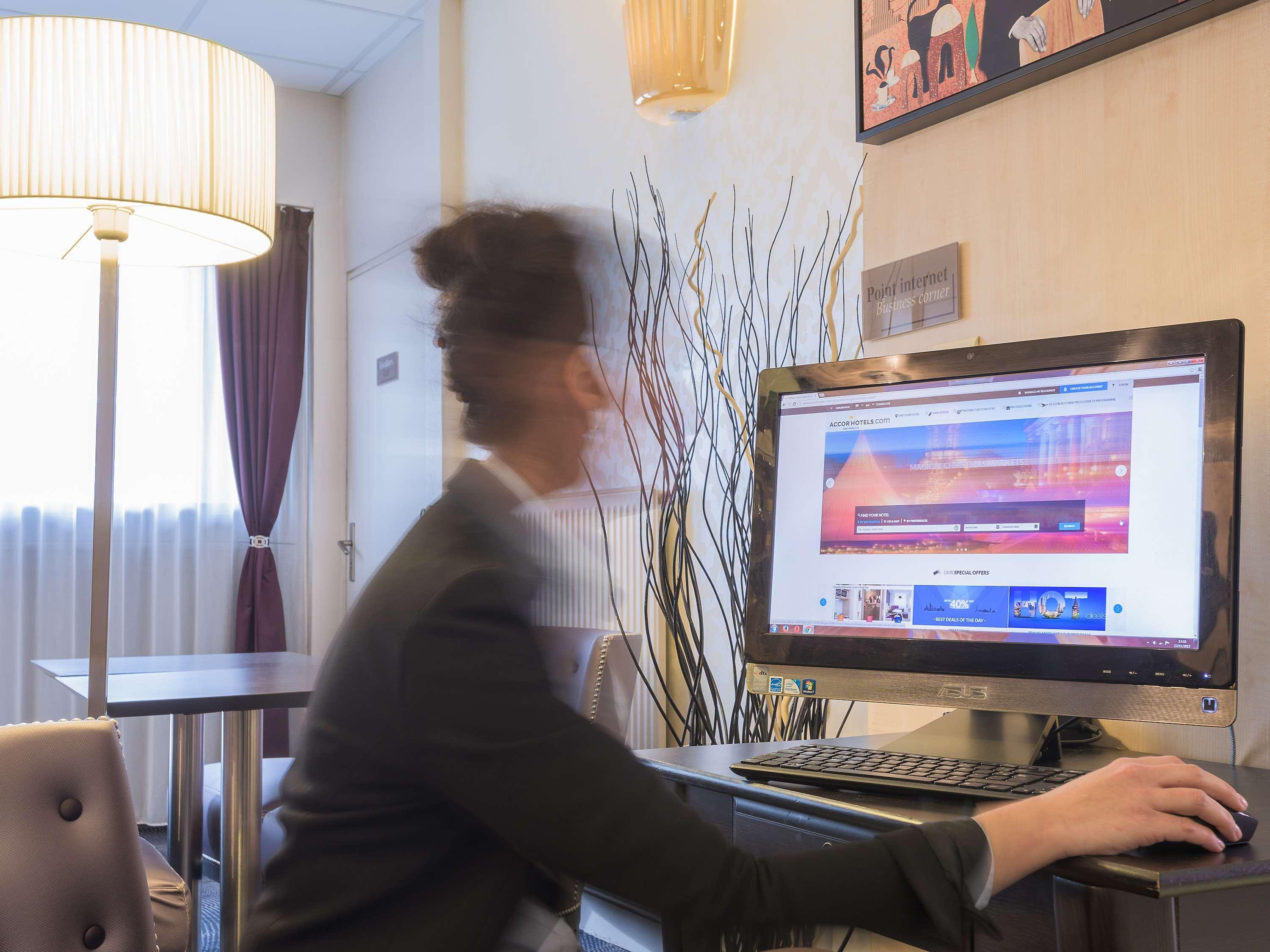 Mercure Tours Centre Gare Et Congres Bagian luar foto