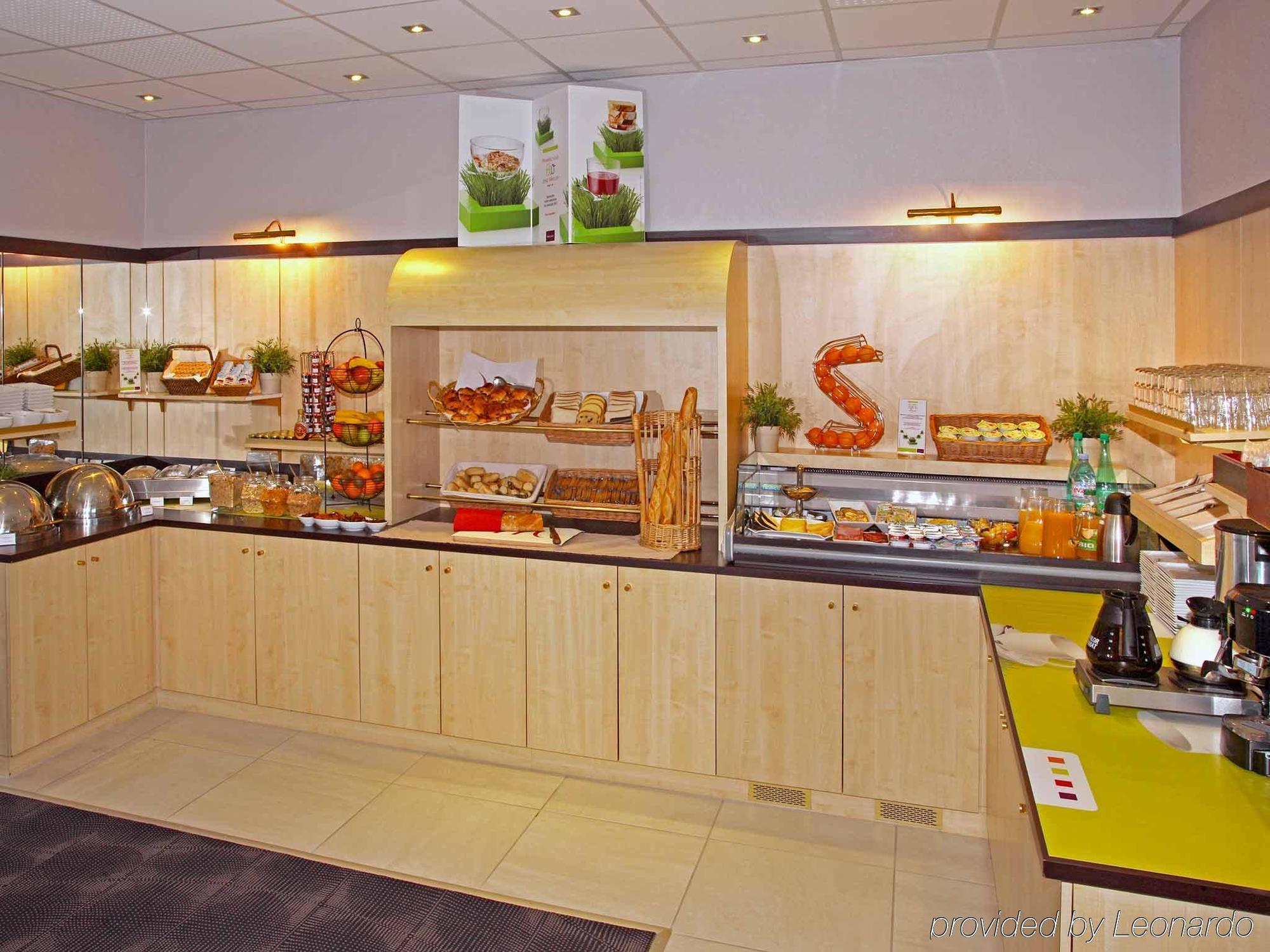 Mercure Tours Centre Gare Et Congres Restoran foto