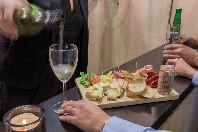 Mercure Tours Centre Gare Et Congres Bagian luar foto